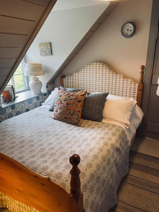 Quirky Highland Cottage With Stunning Views Fearn Lodge Exterior photo